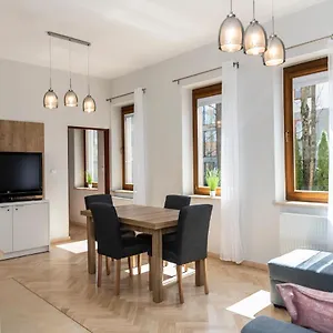  Apartament Udanypobyt Z Basenem