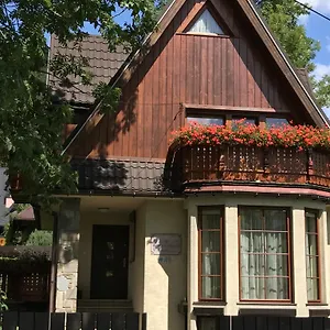  Domek alpejski W Górach - Przy Potoku